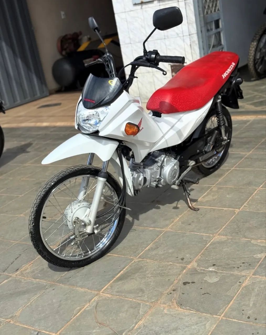 Pop 110 2024 - Foto 2