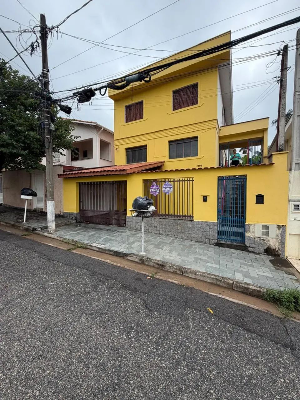 Sobrado com 12 Dormitórios em Bairro Tradicional de São Roque!