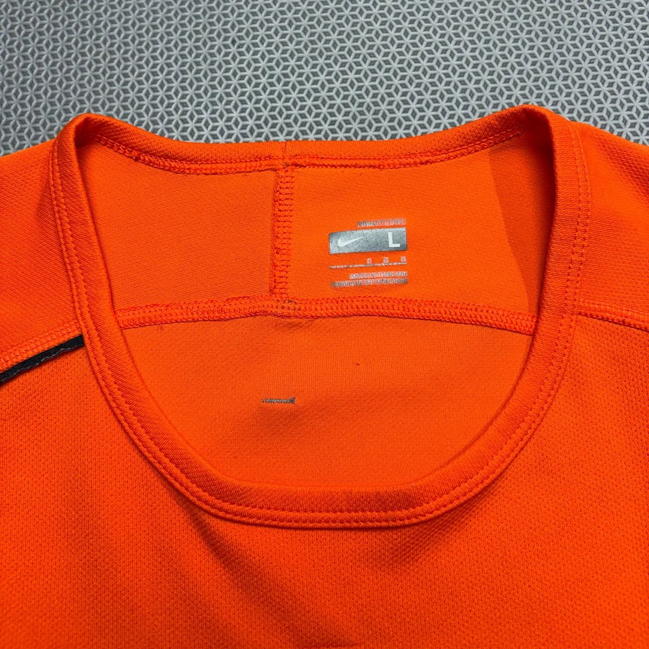 MANGA LONGA N!K3 MILER LS UV DR!F!T ORANGE - Foto 3