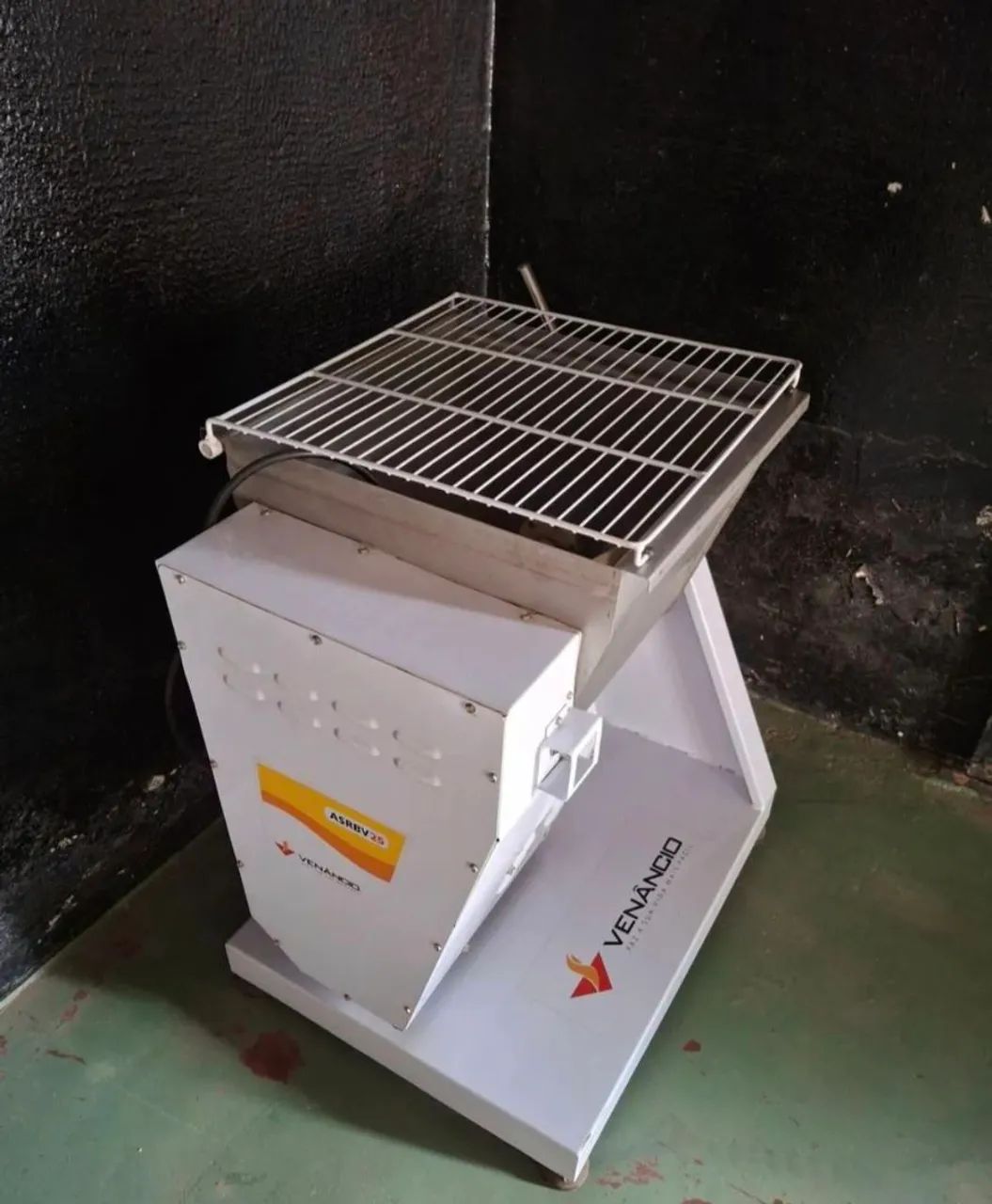 Máquina de bater massa para salgados  - Foto 3