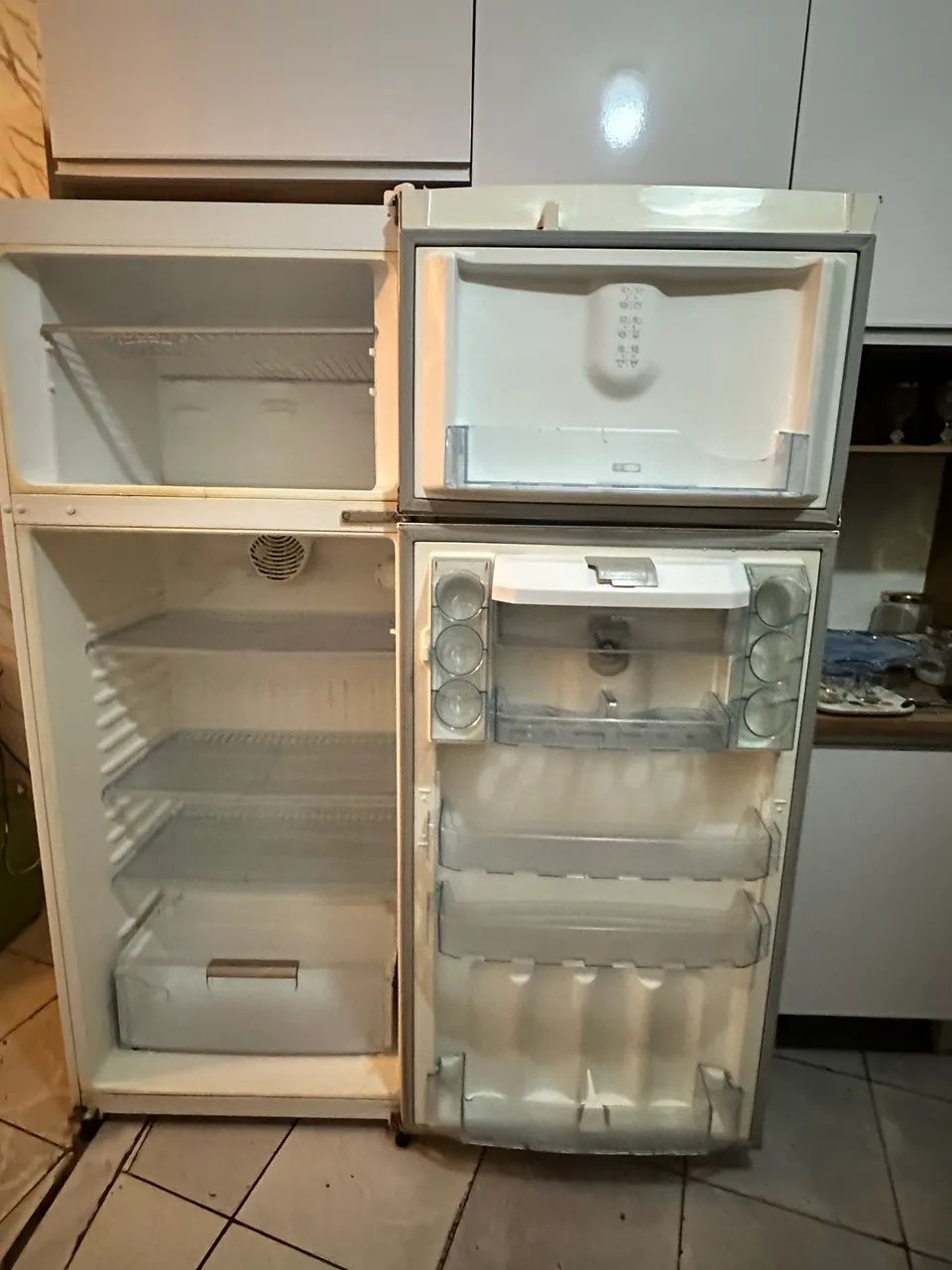 Vendo Geladeira  - Foto 5