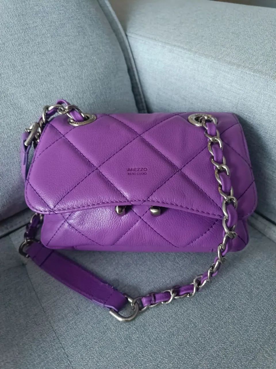 Bolsa Arezzo Mizz Tamanho P em excelente estado original - Bolsas