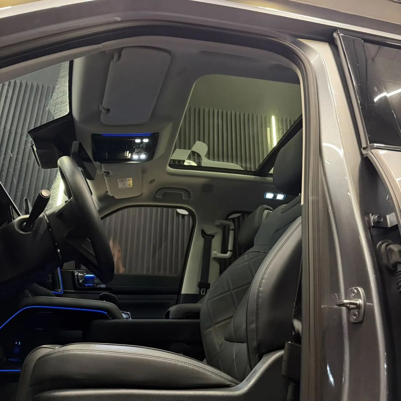 Denza B5 4WD, foto 16 de 20