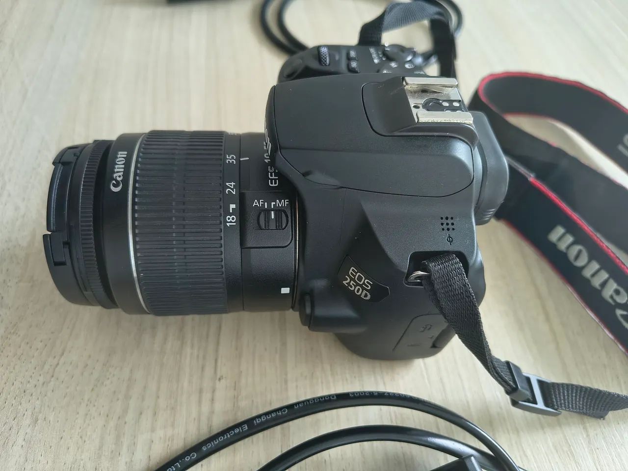 CAMERA CANON EOS 250D $4.500,00 COMPLETA COM TRIPÉ  - Foto 3