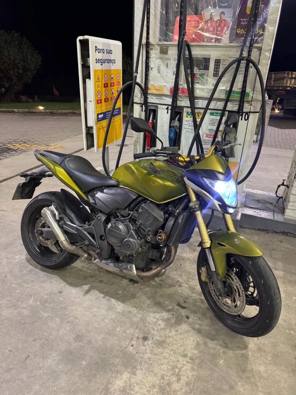 CB 600f Hornet - Foto 3