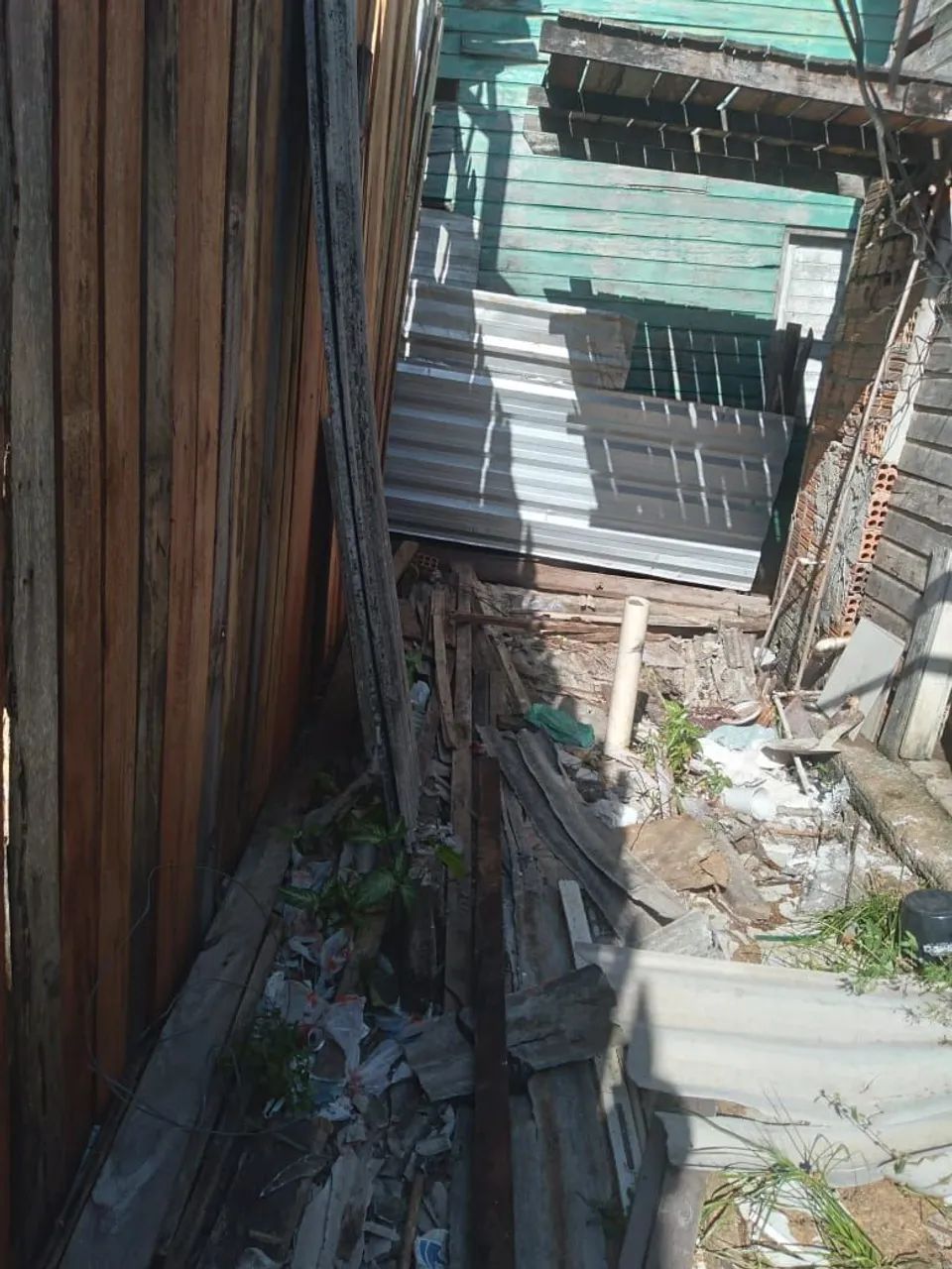 VENDE-SE ESTÁ CASA - Foto 3