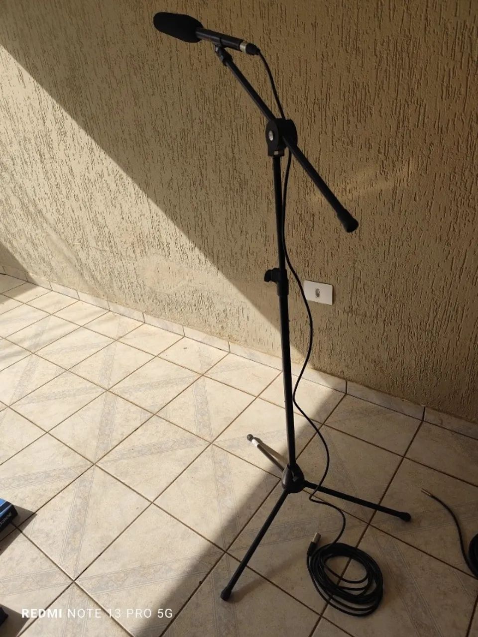 MICROFONE CSR HT81 CONDENSADOR UNILATERAL + PEDESTAL NOVO  - Foto 2