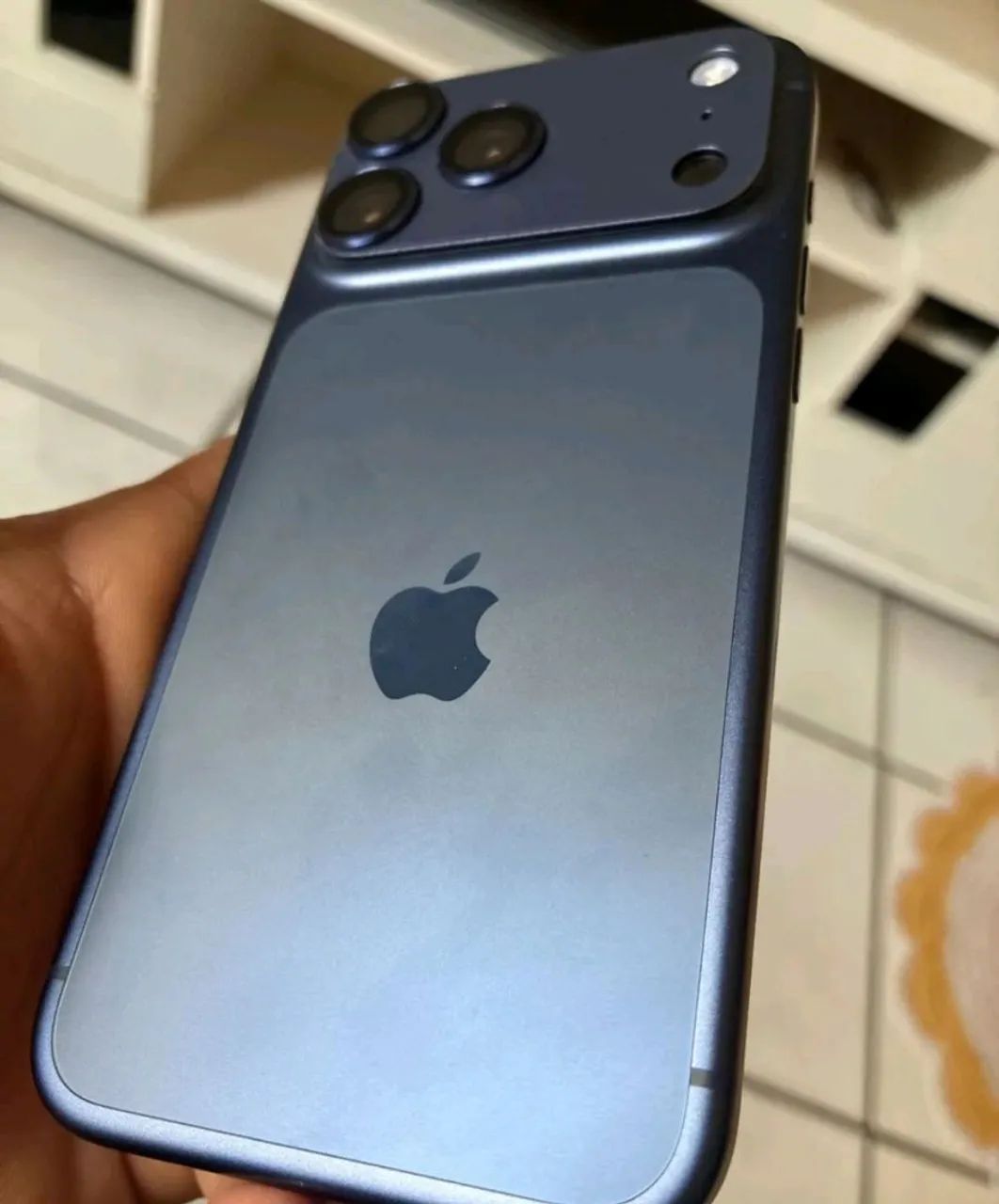 iPhone 17 pro max