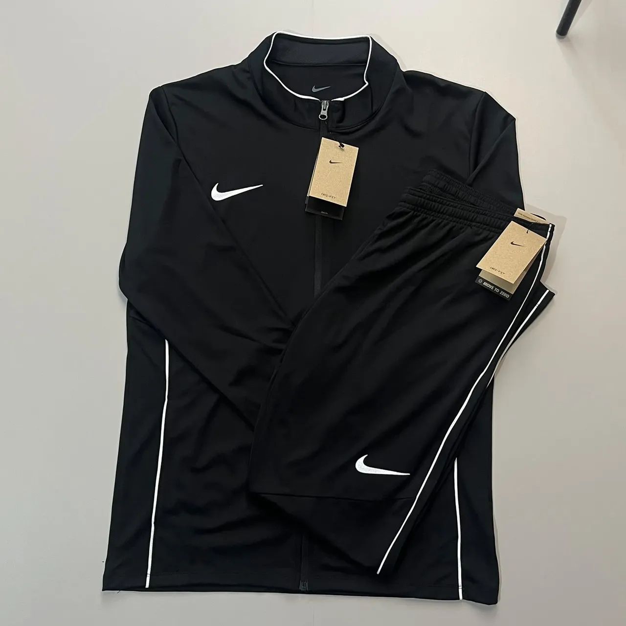 Conjunto Nike Dri-fit Agasalho