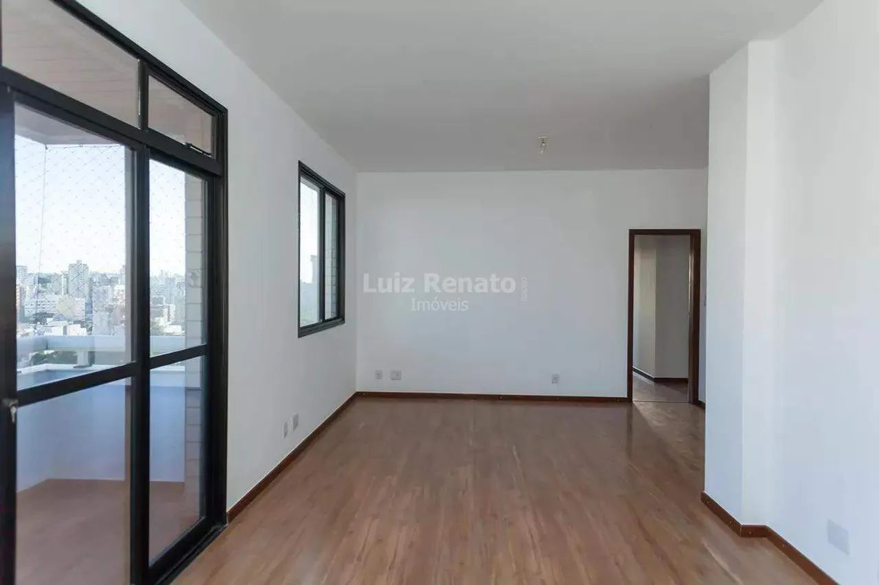 Apartamento à venda no Bairro Serra