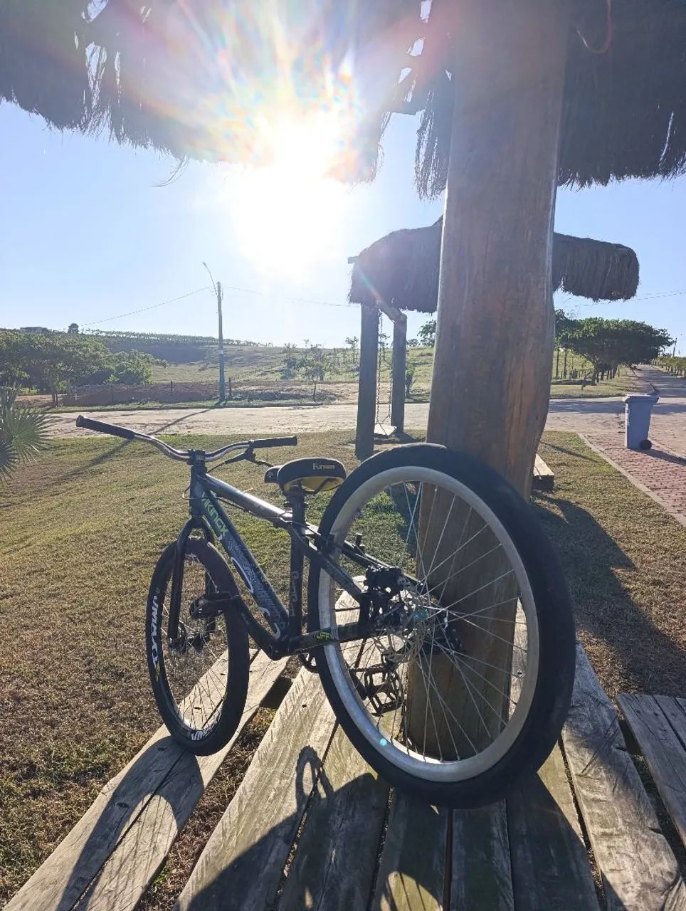 Vikingx tuff 30 montada para manobras - Foto 4