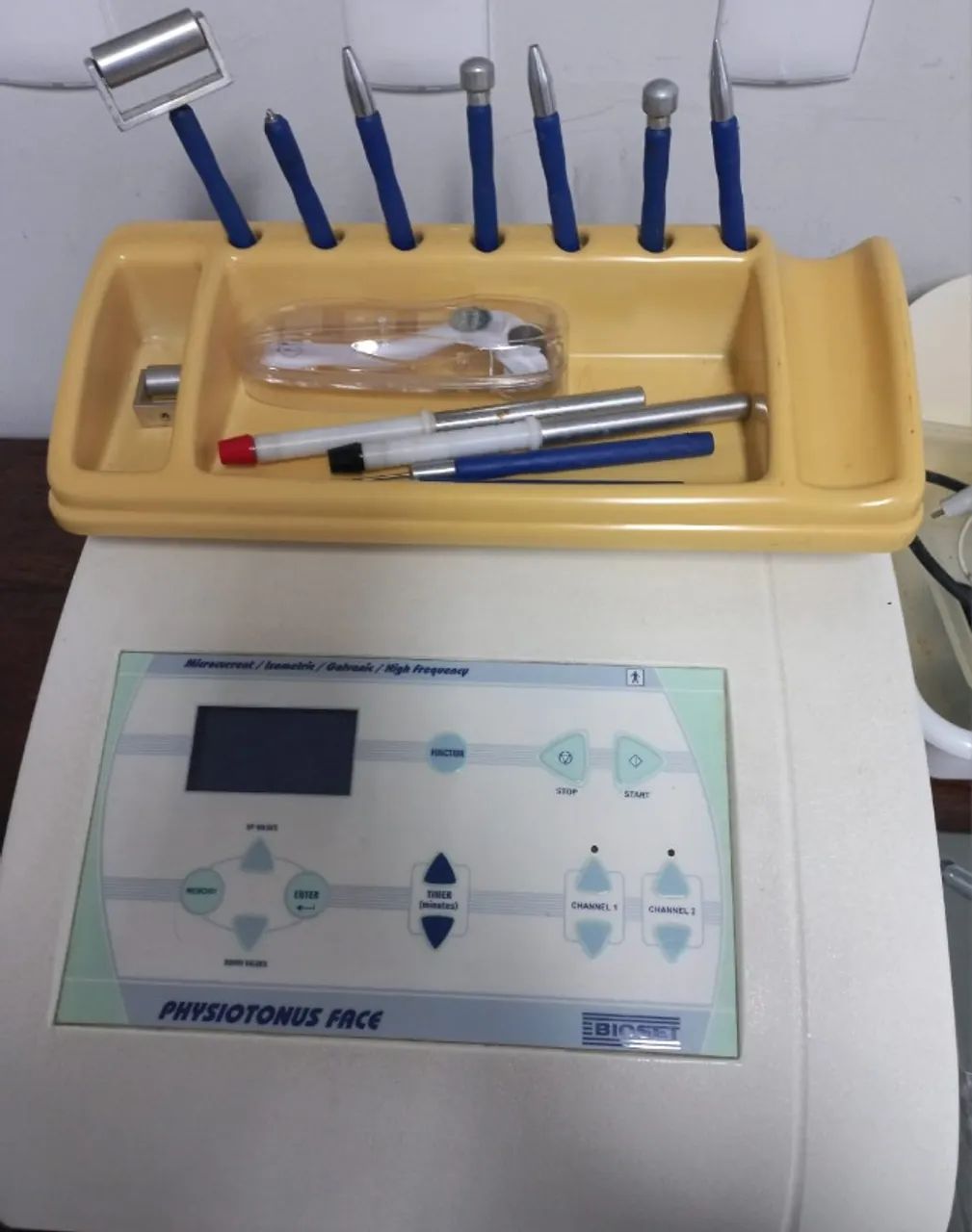 vendo Physiotonus Face é um equipamento para auxiliar na prática em clínica estética - Foto 4