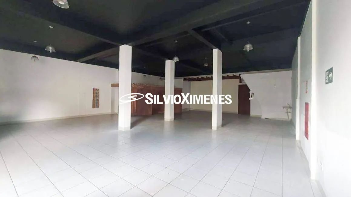 Comercial  Loja no Caiçaras com 210,00 (M²), 1 quartos e 4 vagas para Venda