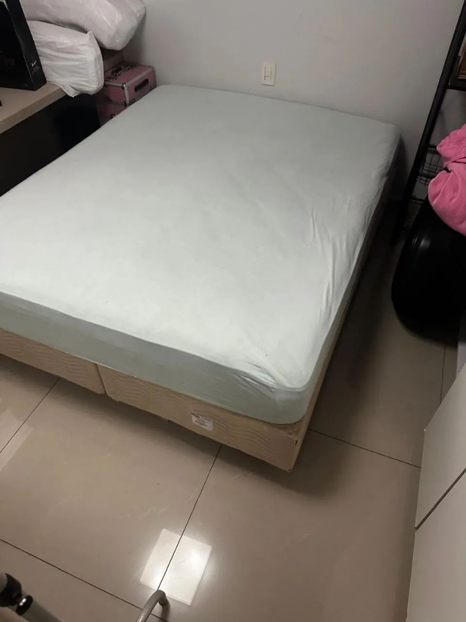 Cama de casal em ótimo estado - Foto 3