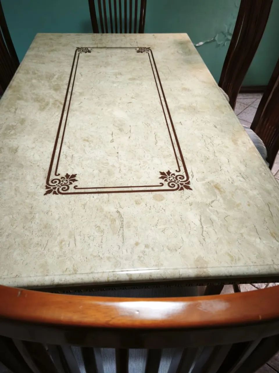 Mesa em Travertino natural com 8 cadeiras. - Foto 3
