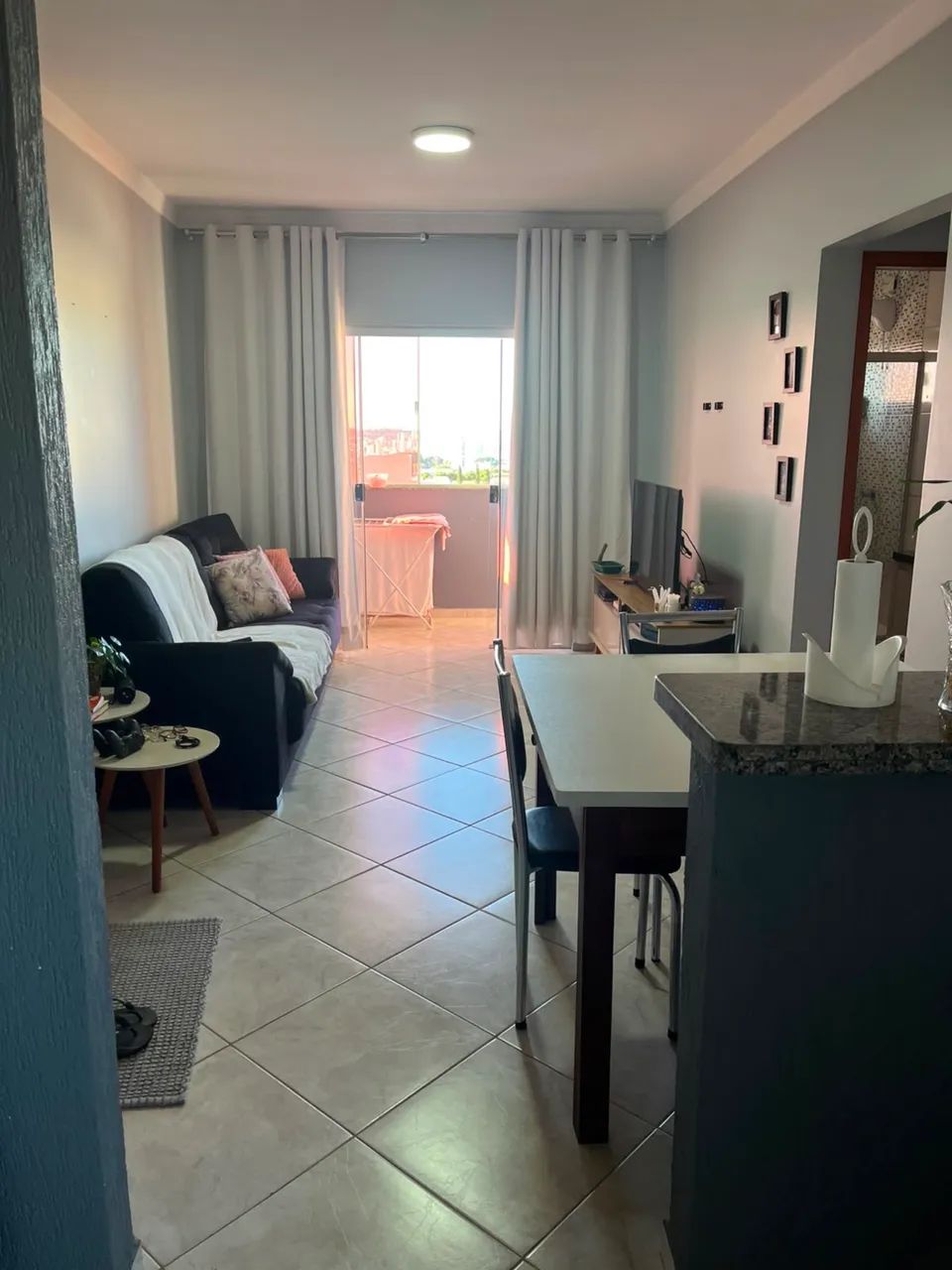 Aluga-se Apartamento Totalmente Mobiliado 