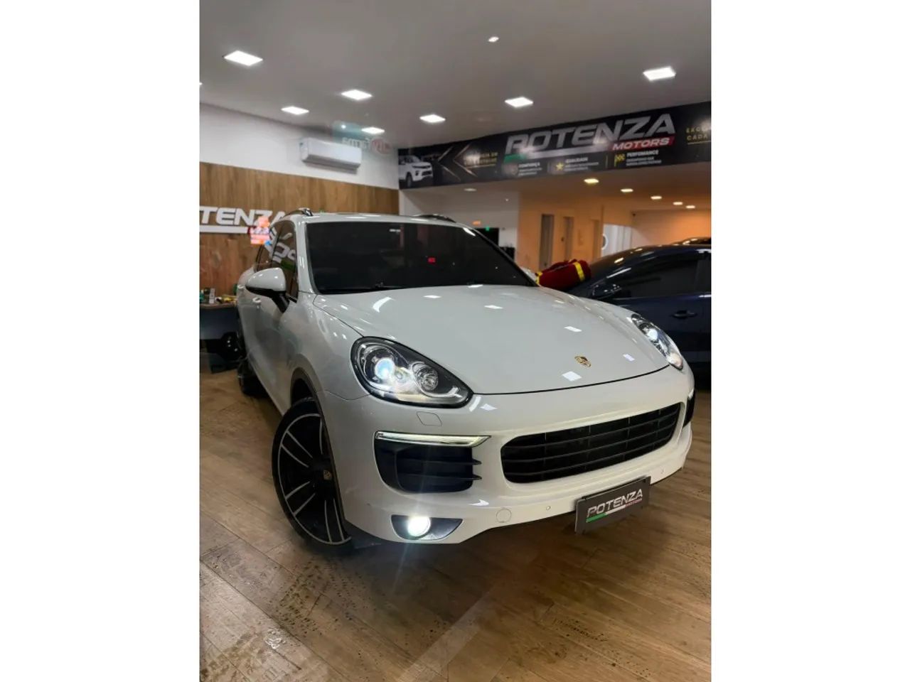 Porsche Cayenne 2016