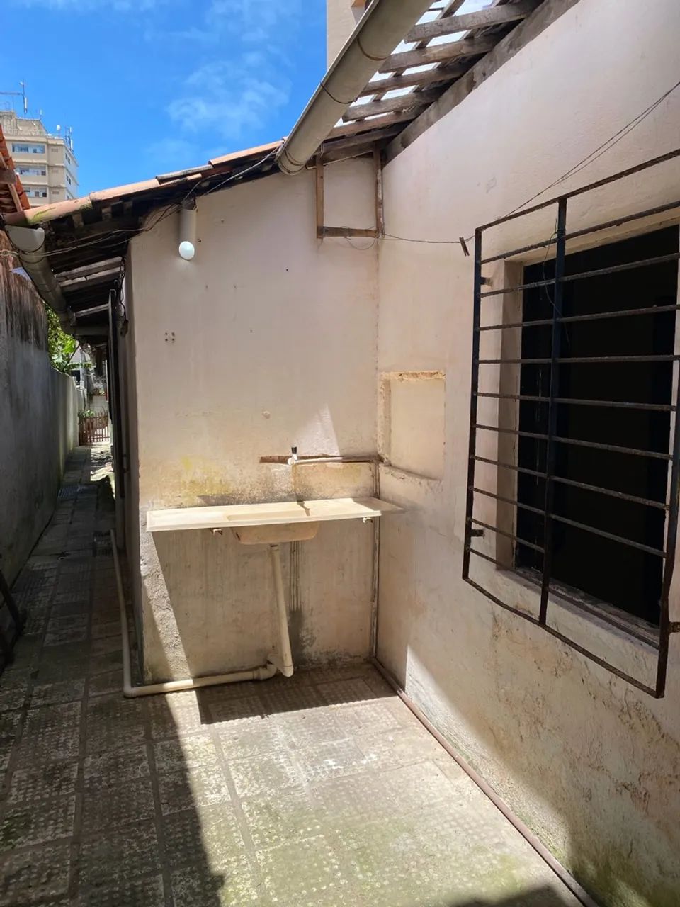 Alugo kitnet no Centro