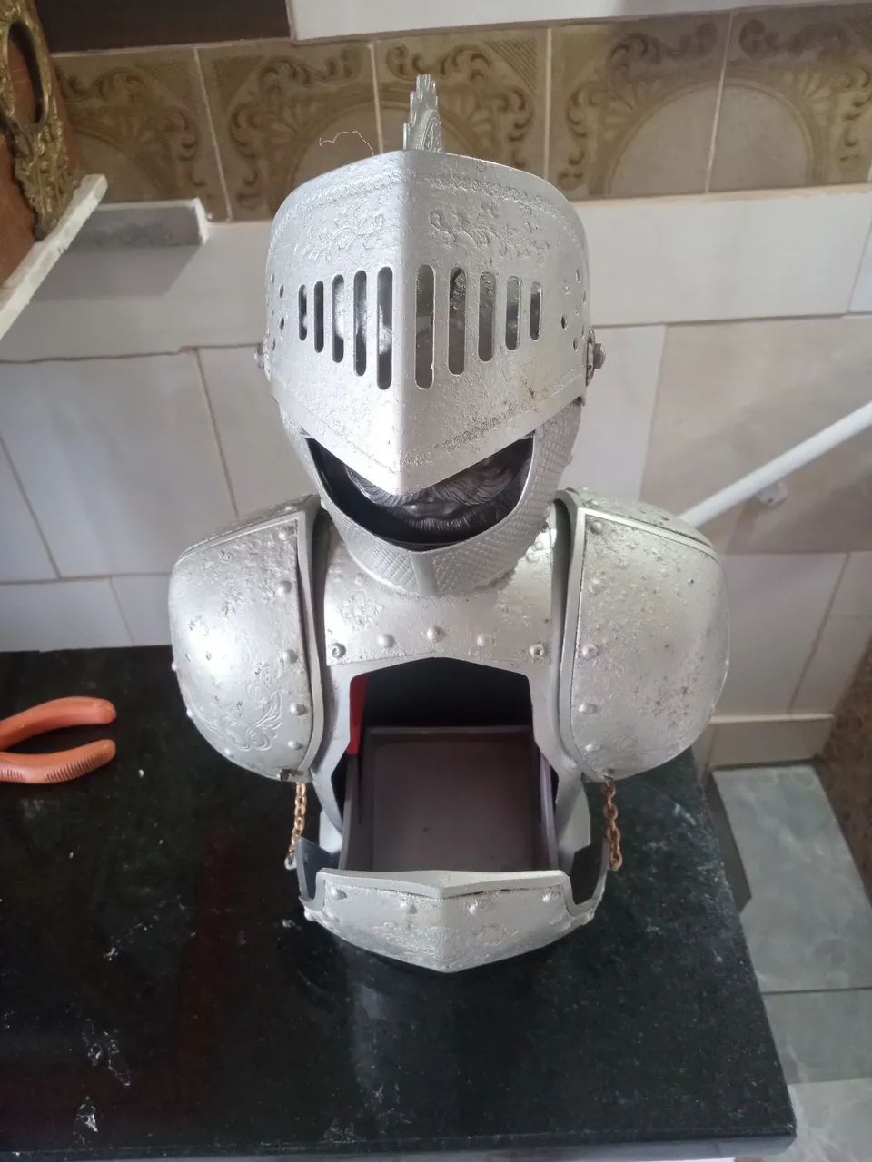 Escultura de metal. - Foto 4