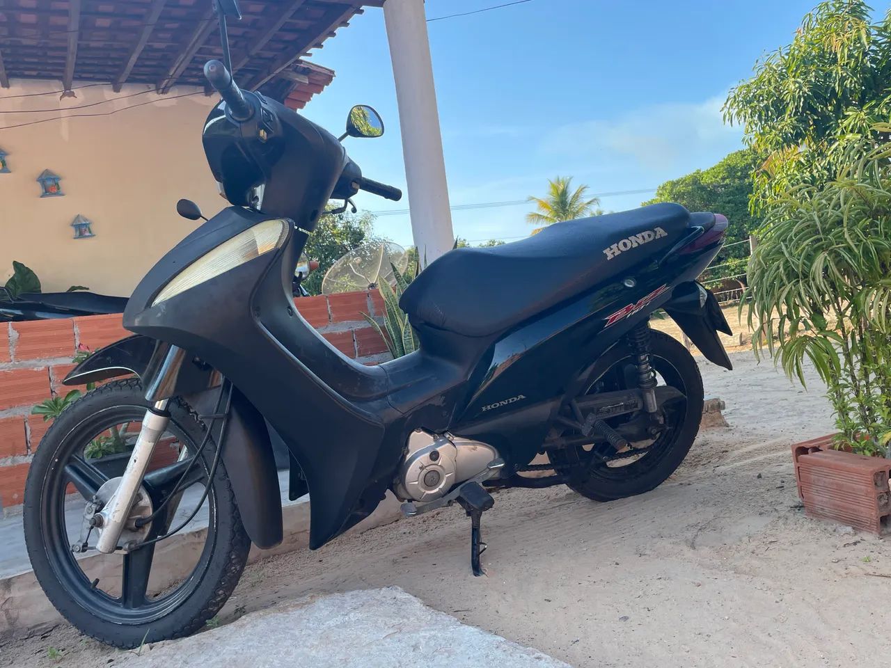 Vendo moto Biz por R$ 7.800,00 - Foto 2