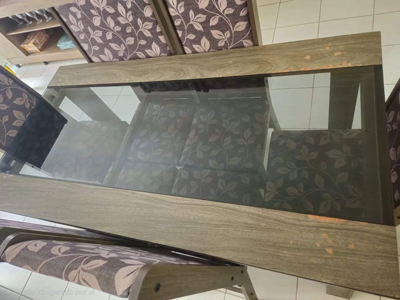 Mesa de MDF com vidro + 6 cadeiras  - Foto 3