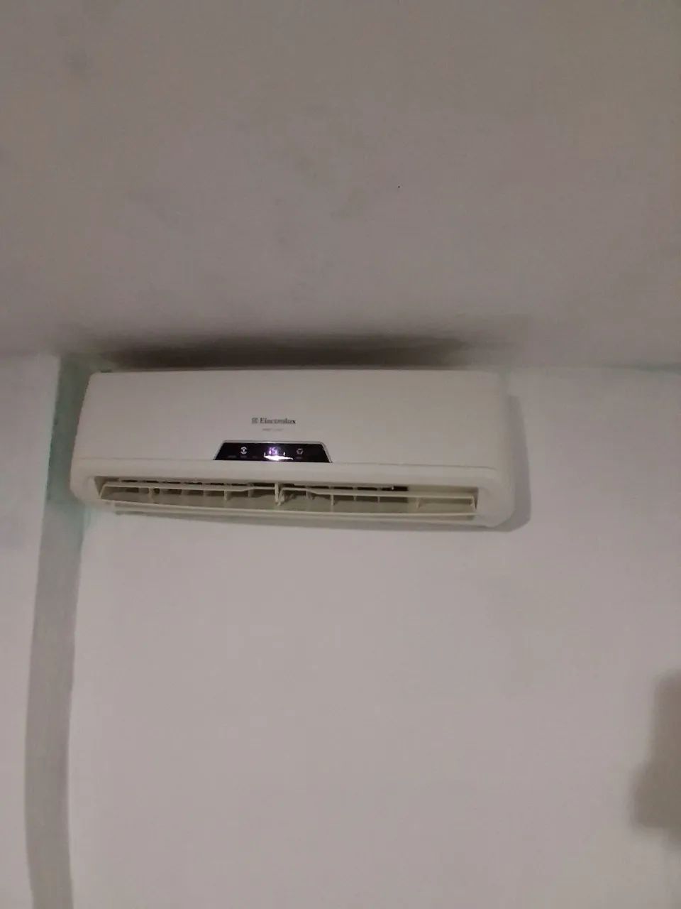 Vendo Ar condicionado eletrolux - Foto 3
