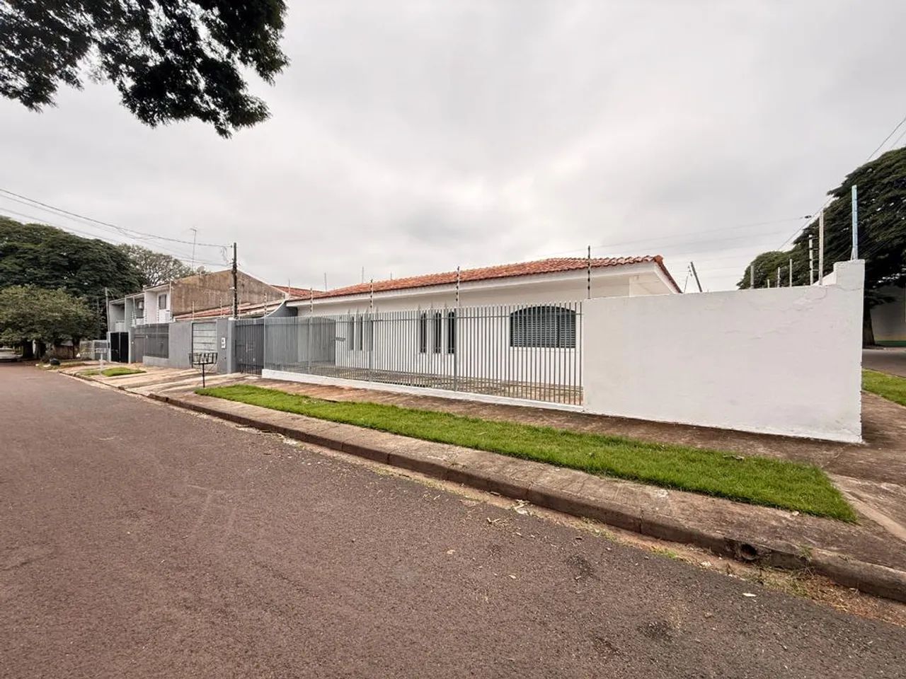 Casa para alugar em Maringá, Vila Esperança, com 4 quartos, com 96 m² - Foto 2