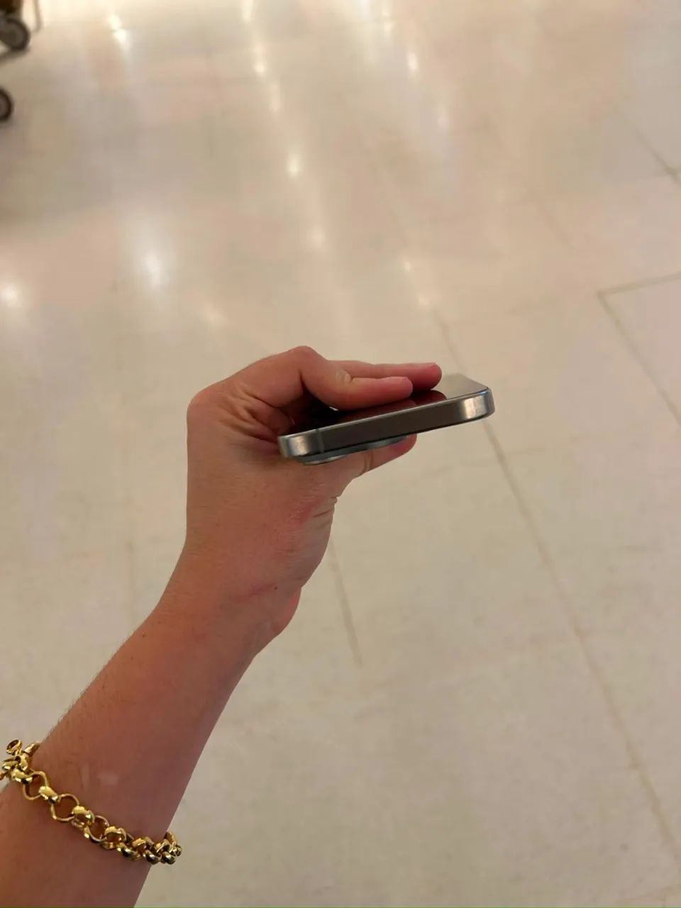 iphone 15 pro 128g  - Foto 5