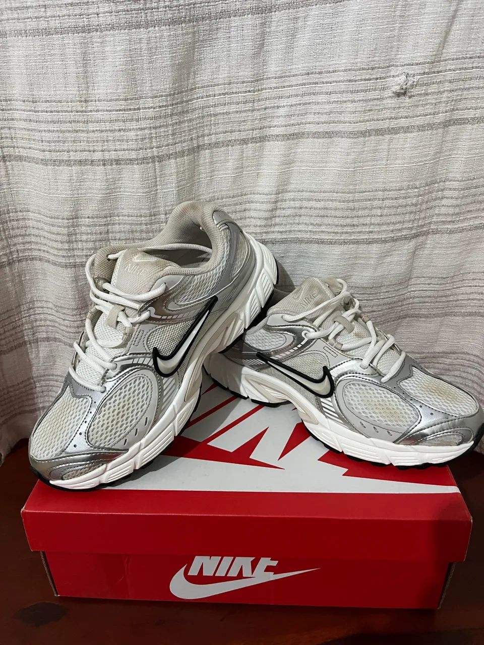 TÊNIS NIKE V5 RNR - Foto 2