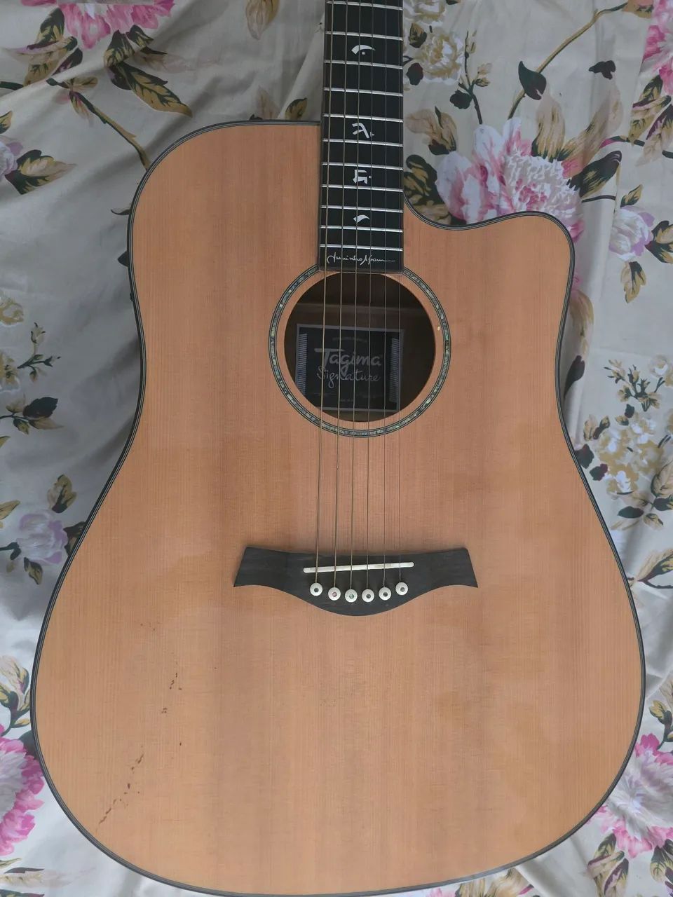 Violão tagima juninho afram