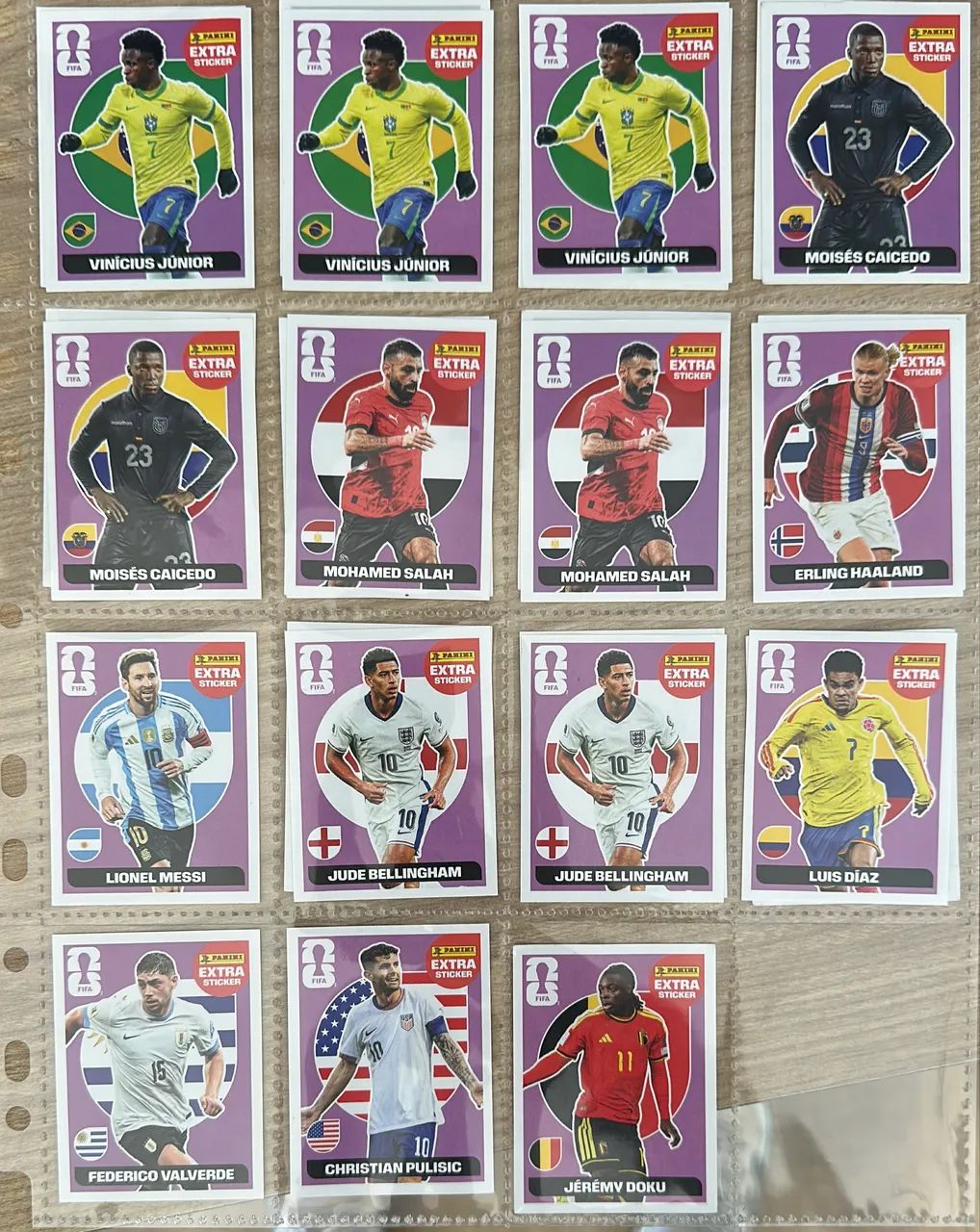 Figurinhas legends (Vini, messi,etc) - Foto 2