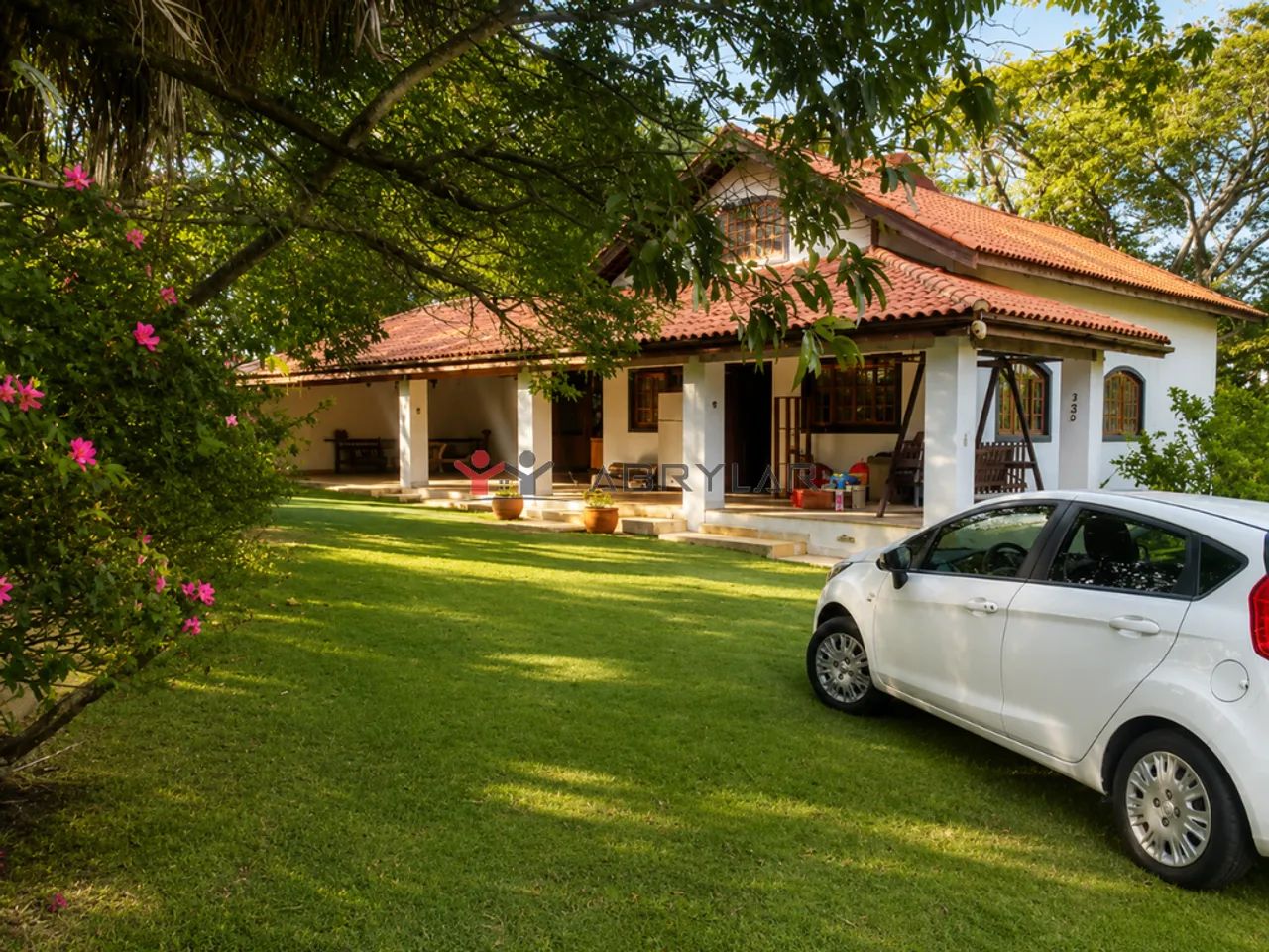 Casa para alugar em Cabreúva, Pinhal, com 3 suítes, com 200 m²