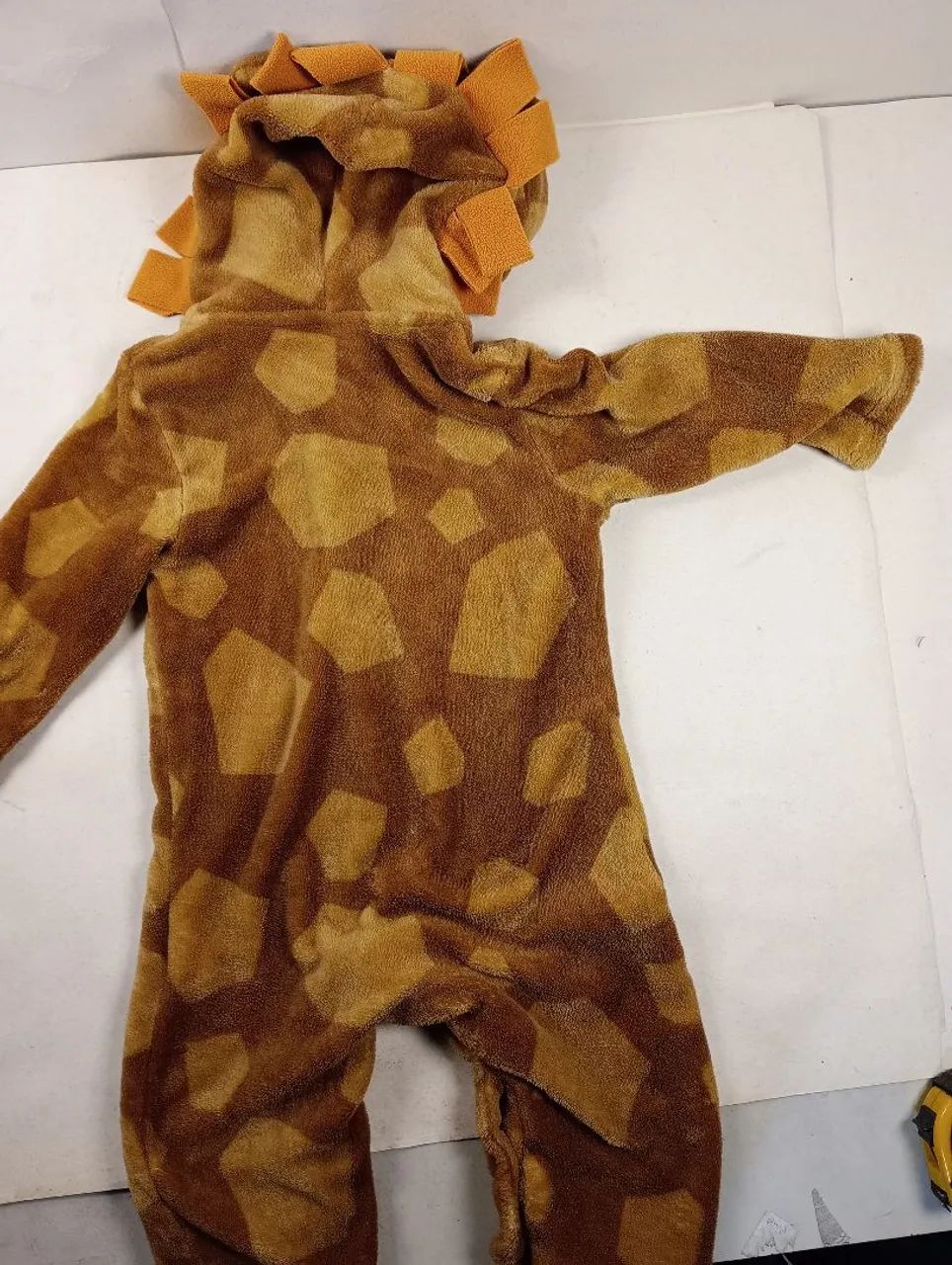 Kit 2 Macacões para Bebê - Pelúcia Leão + Listrado Algodão  - Foto 4