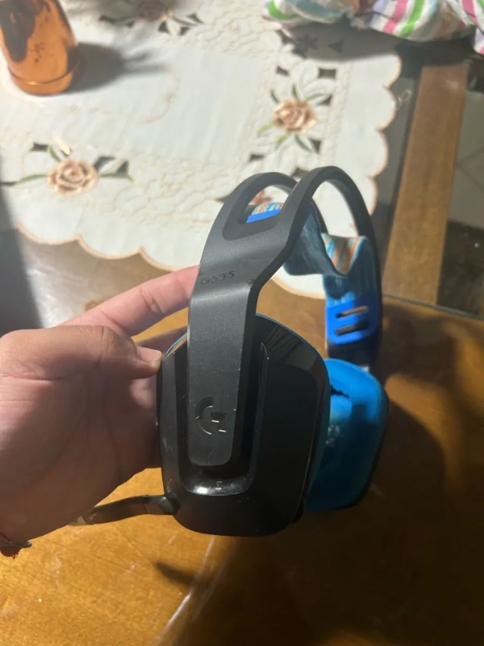 Headset Logitech G535 Lightspeed sem fio, com caixa e receptor - Foto 2