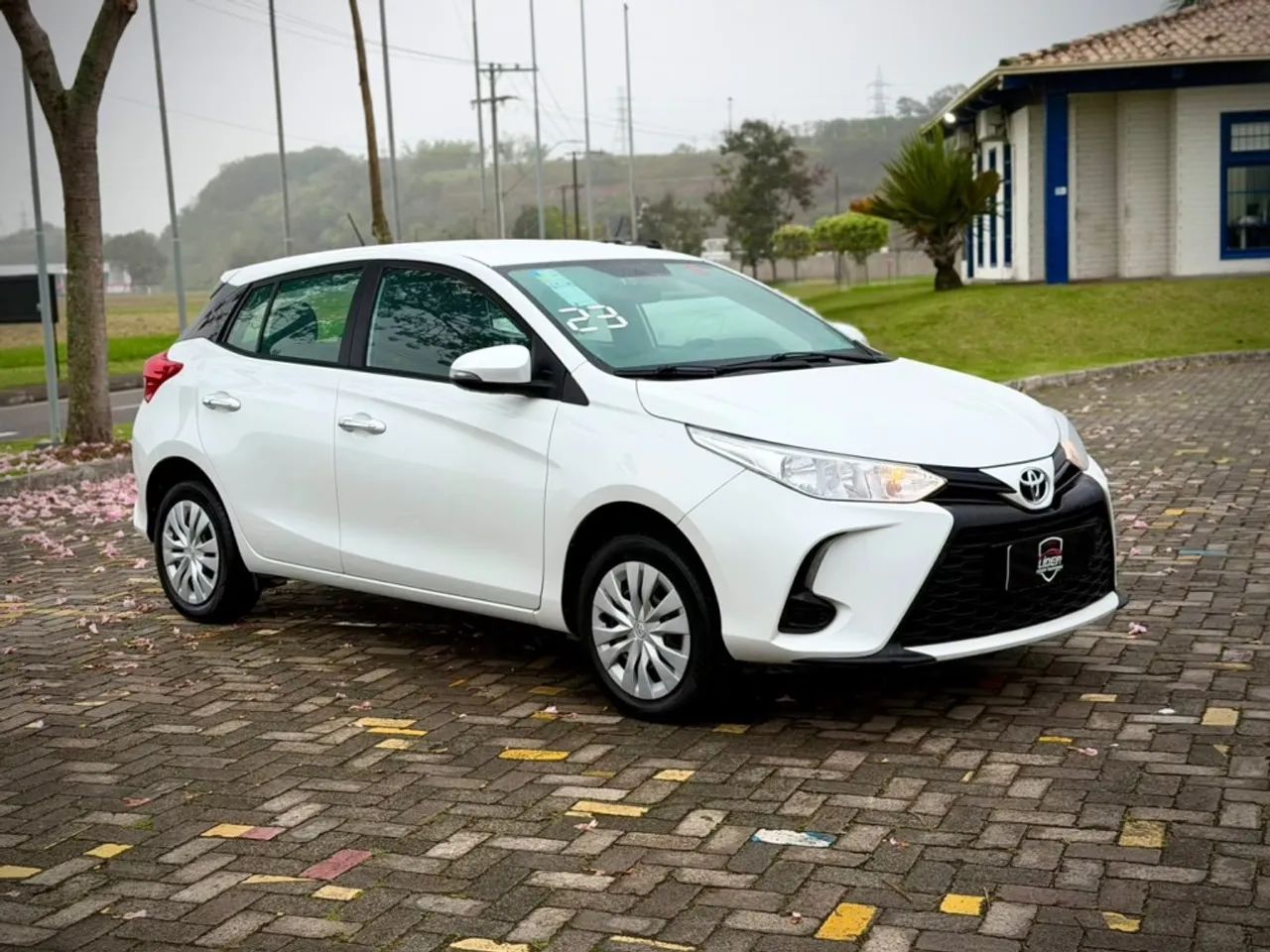 Toyota Yaris XL 1.5 FLEX 16V 5P AUT. 2023
