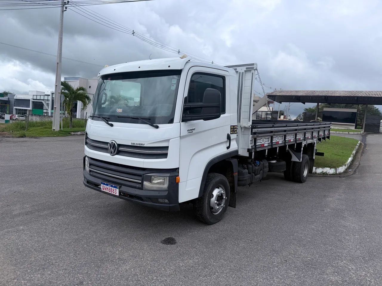 VW/11.180 DRC 4X2