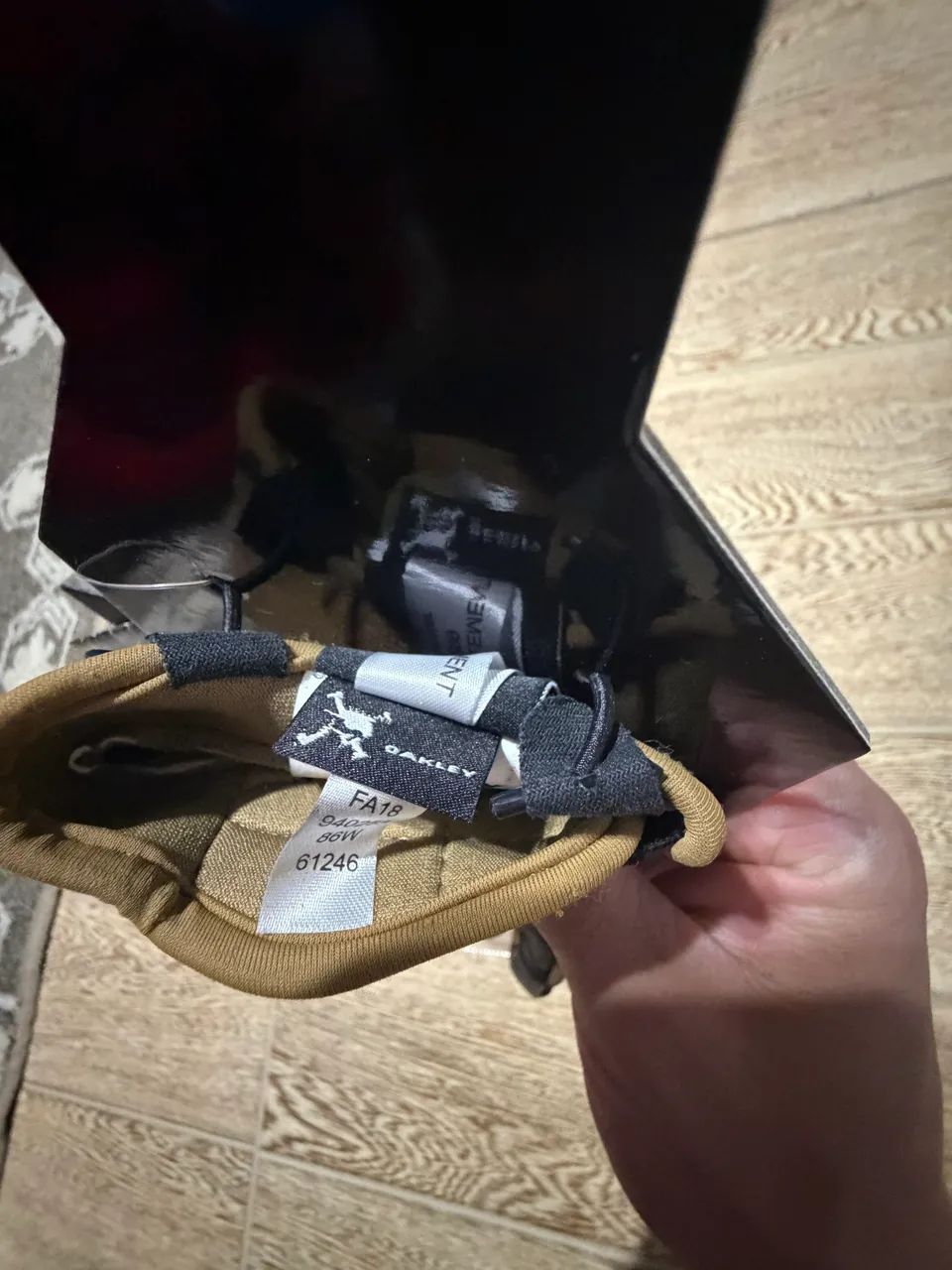Luva Oakley Factory Pilot 2.0 - Foto 5