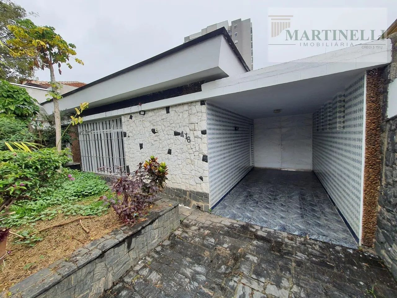 Casa Térrea com 170m² e 4 vagas - Vila Romana