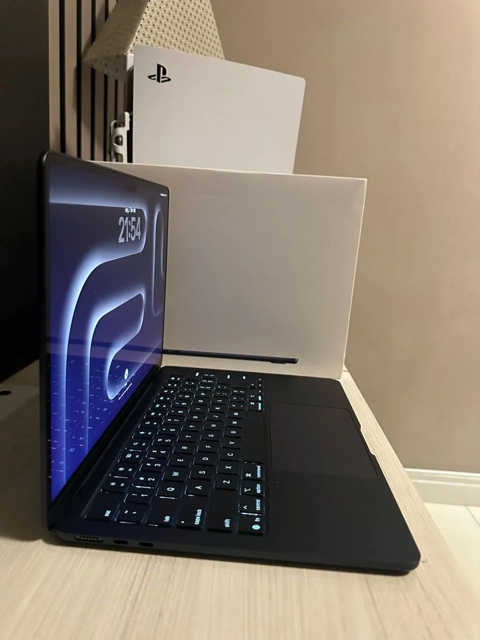 Macbook air M3 - NOVO - Notebooks - América, Joinville 1542191660