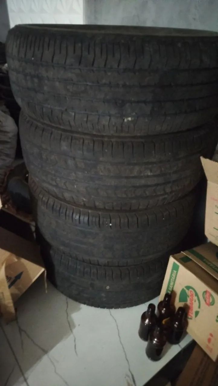 Pneu 18 pra caminhonete 