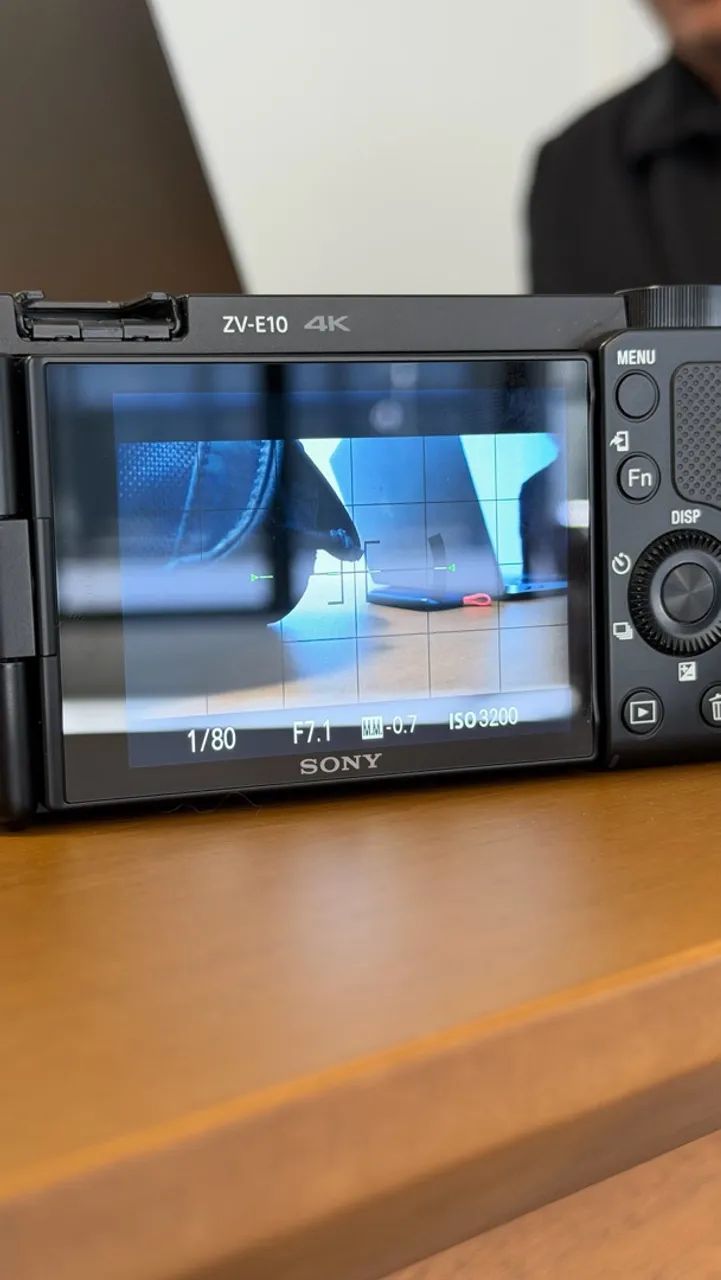 SONY ZV-E10 - Foto 2