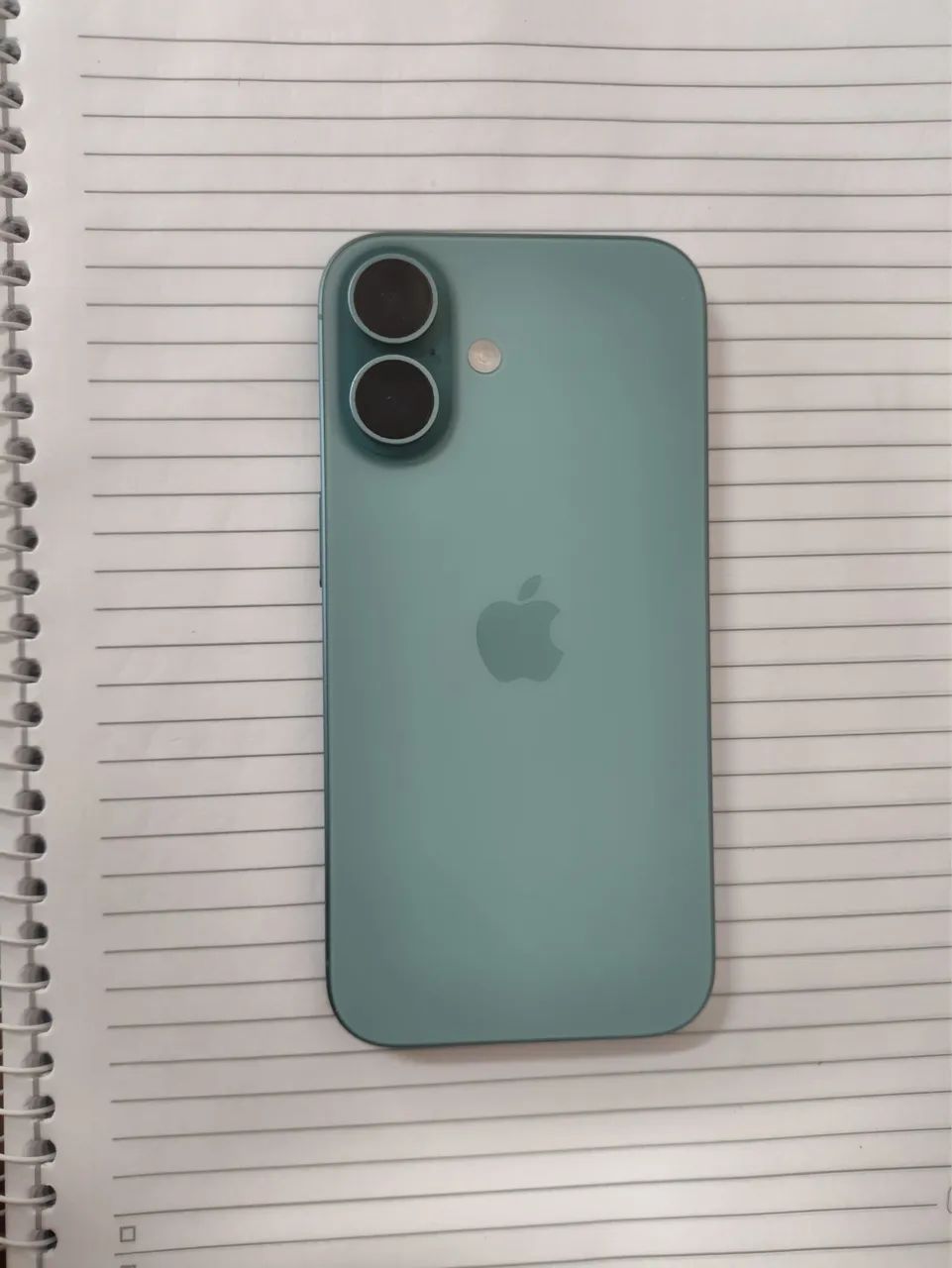 iPhone 16 novo 