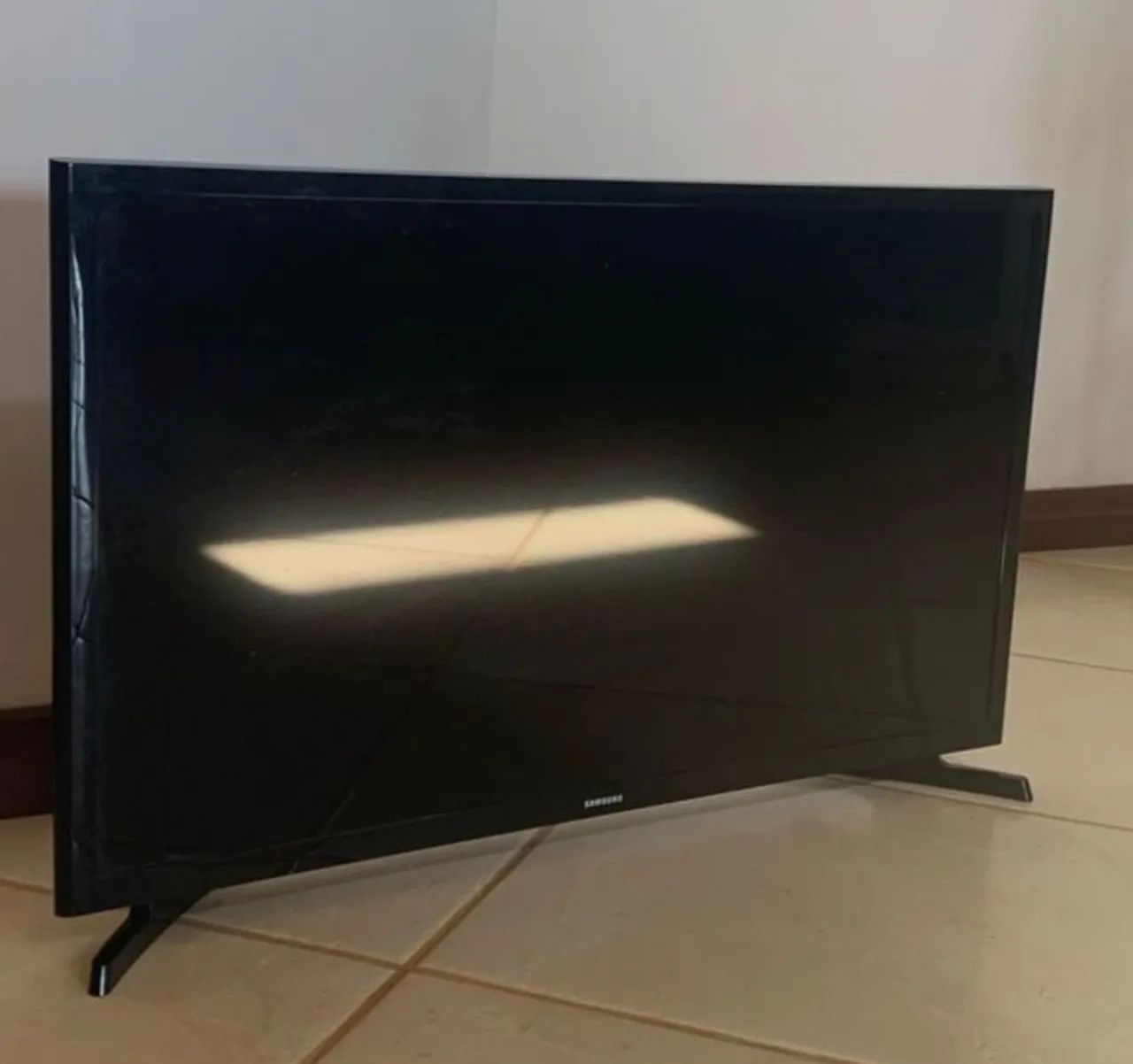Tv Samsung 32 com defeito 