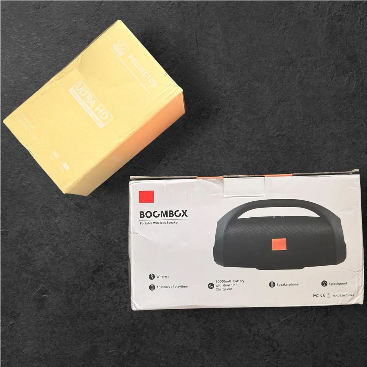 Mini projetor HY300 + CAIXA DE SOM BLUETOOTH 