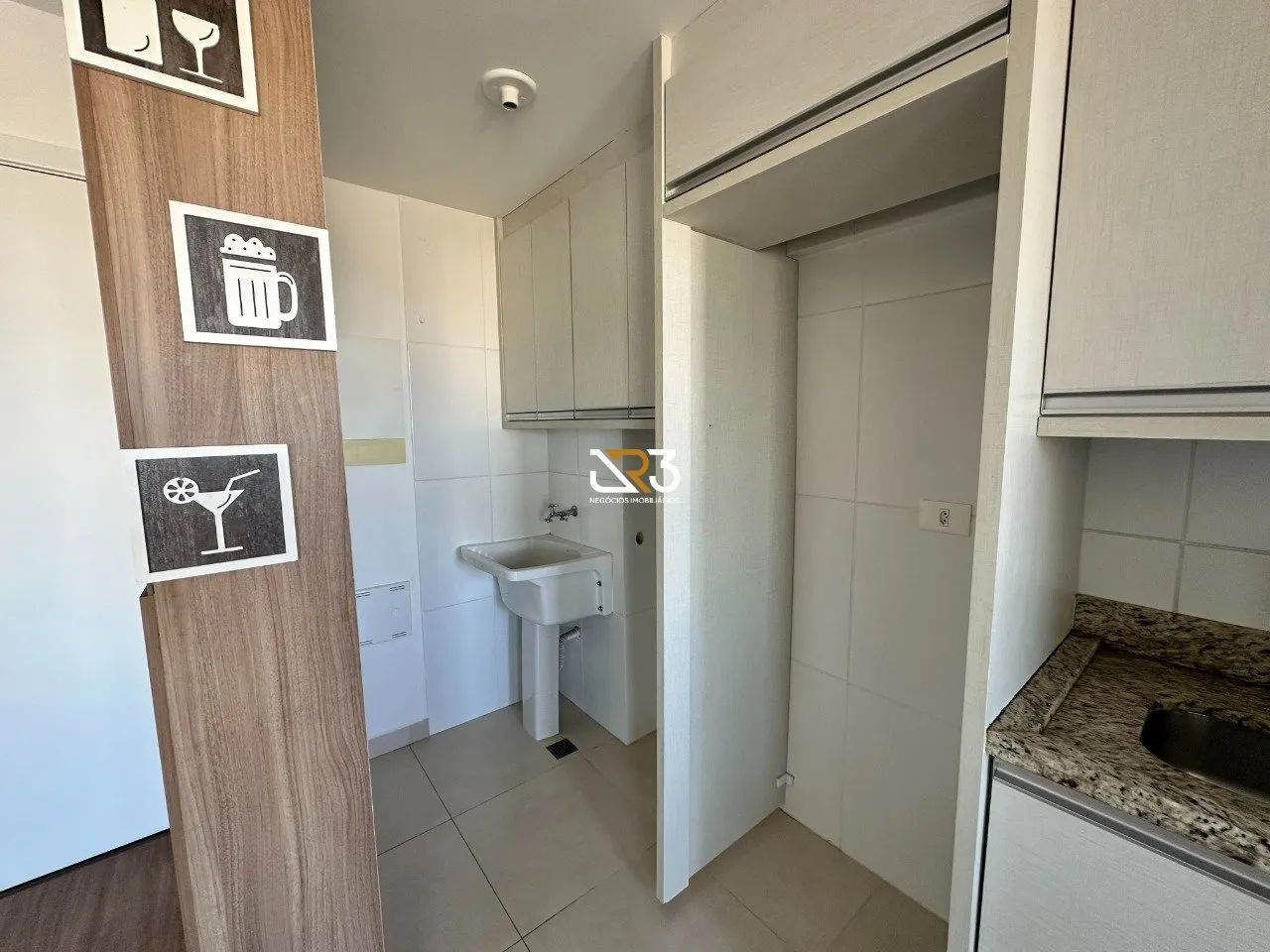 Apartamento para locação no Edifício Morada Shangri-lá com 2 quartos, sala estendida e chu - Foto 4