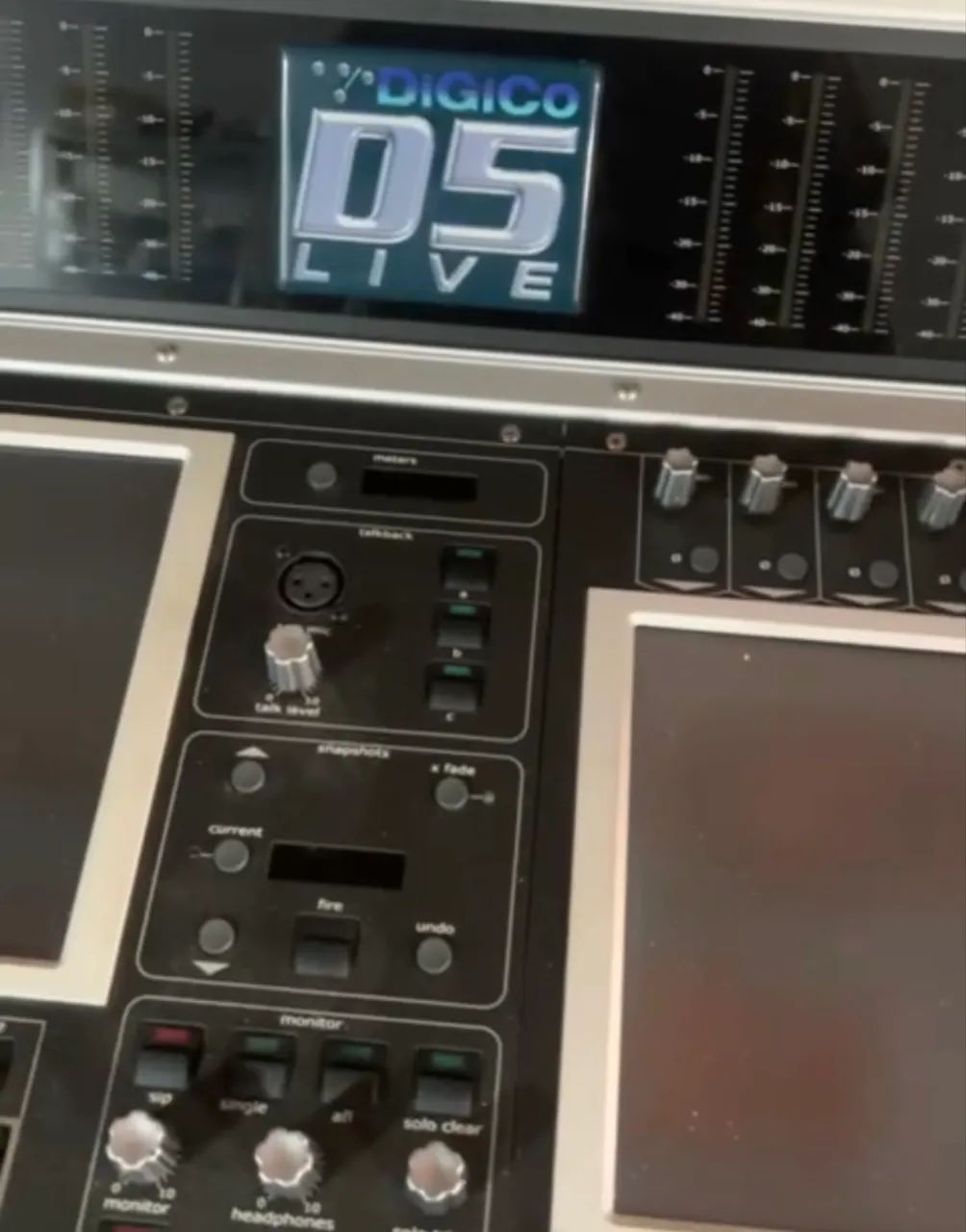 Mesa de Som Digico D5 live - Foto 3