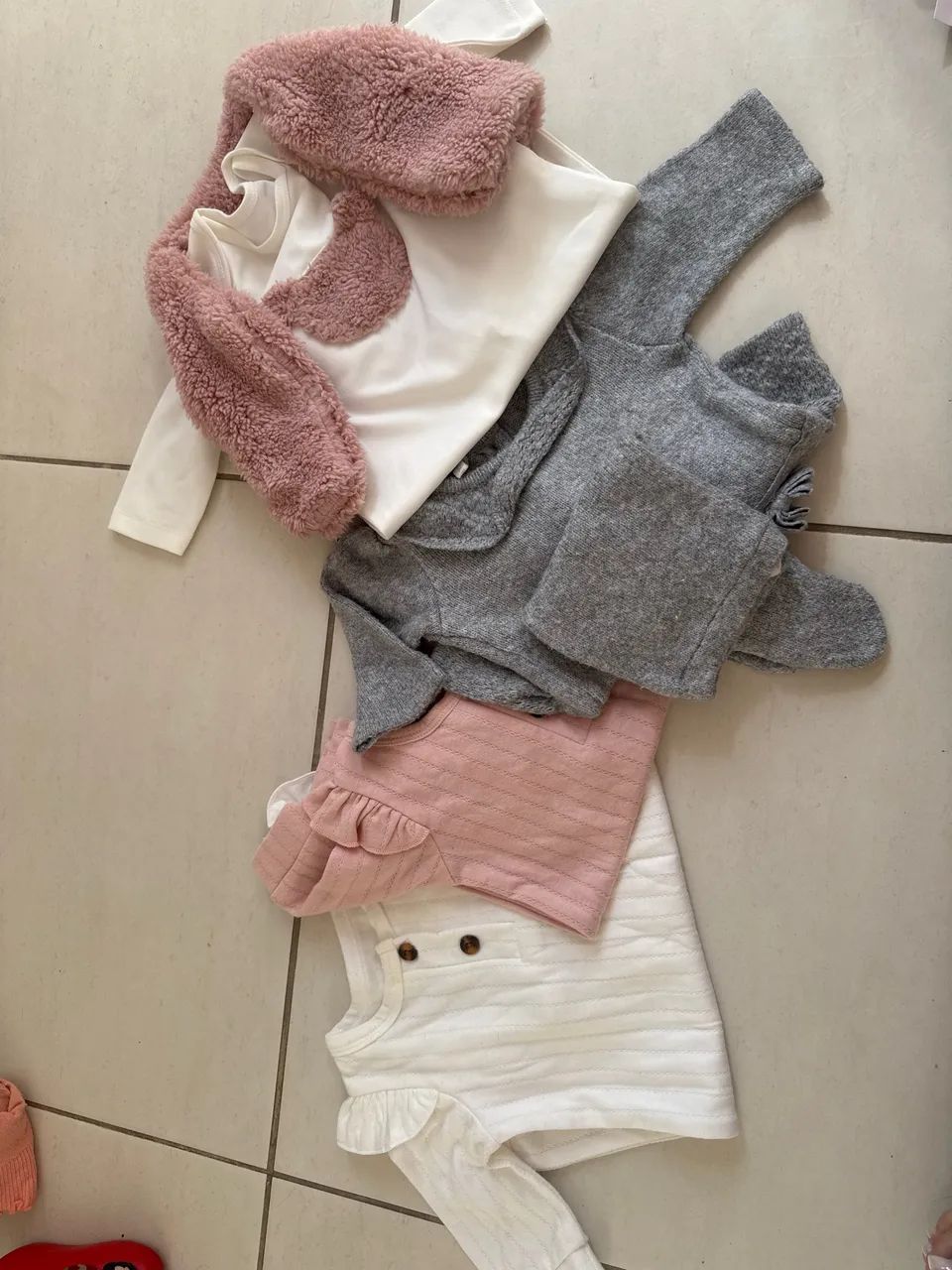 Lote roupas  - Foto 5