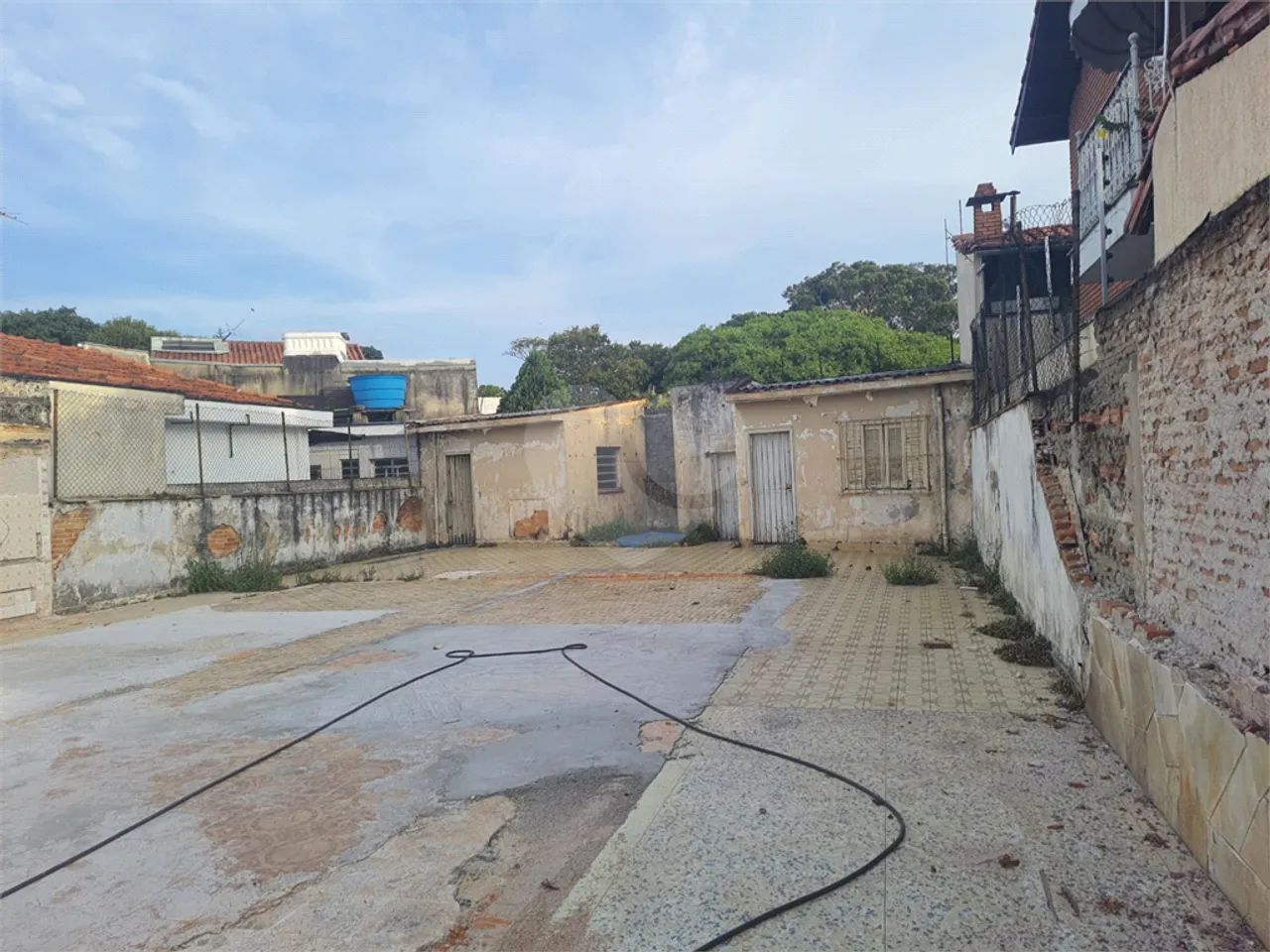 Casa com 1 quartos para locação em Parque são domingos - SP