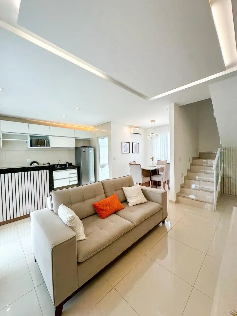 Casa Duplex a Venda em Condomínio Fechado no Eusébio | Arquitetura Sofisticada - Foto 3