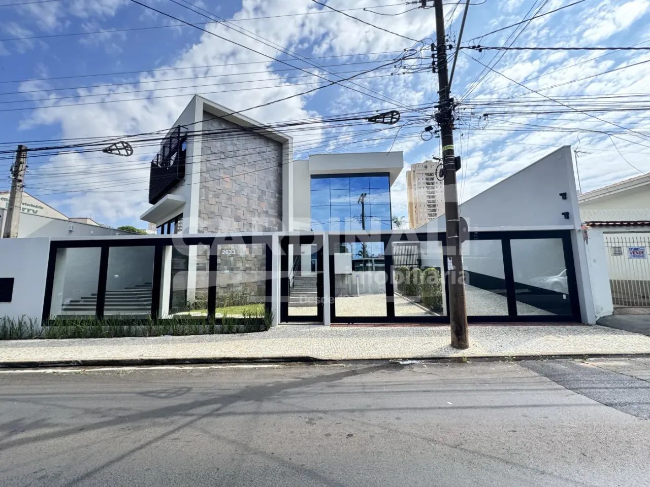IMÓVEL COMERCIAL PARA LOCAÇÃO
